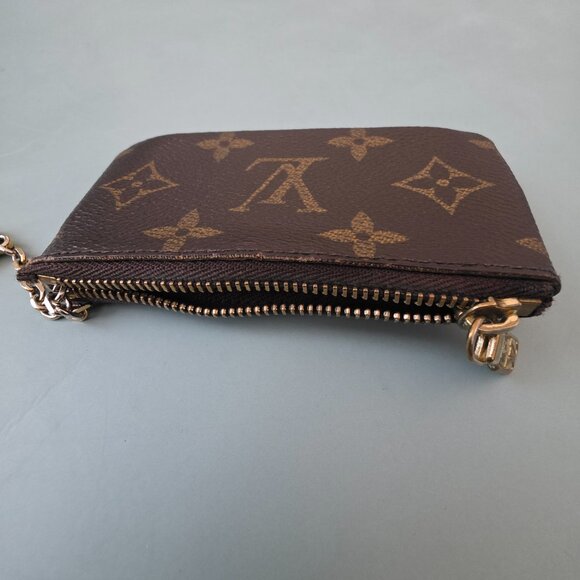 Louis Vuitton Key Pouch S - Picture 6 of 7